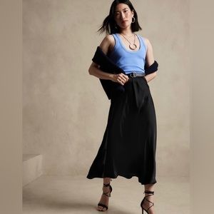 Banana are Satin Midi Slip Skirt - Large